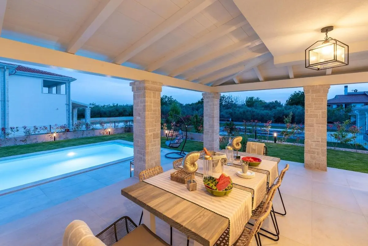 Villa Nobilis Vižinada 0*,  Κροατία