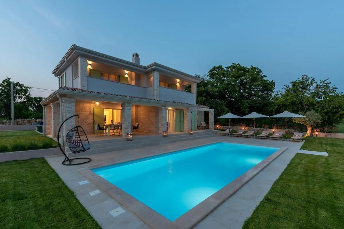 Villa Nobilis Vižinada 0*,  Croácia